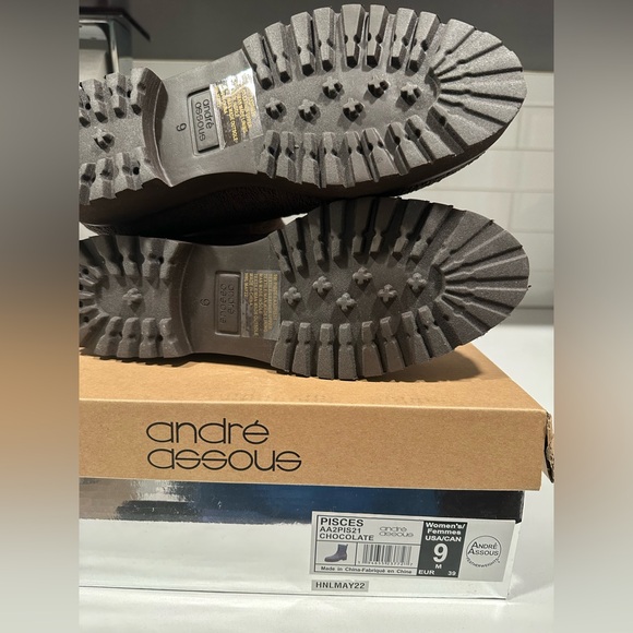 ANDRÉ ASSOUS Pisces Featherweight Bootie $149 (NWT) - Picture 14 of 14